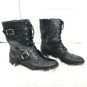 Combat boots